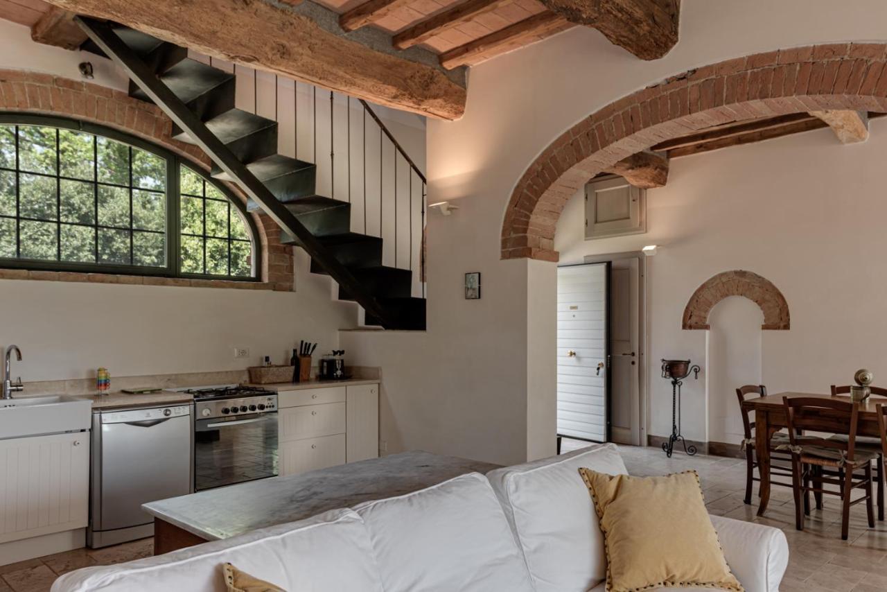 Podere Ferranino At Ville Ferrano ซาน จิโอวานนิ ดิอาซโซ ภายนอก รูปภาพ