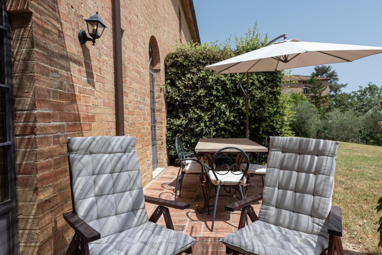 Podere Ferranino At Ville Ferrano ซาน จิโอวานนิ ดิอาซโซ ภายนอก รูปภาพ