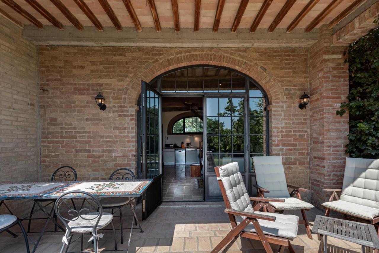 Podere Ferranino At Ville Ferrano ซาน จิโอวานนิ ดิอาซโซ ภายนอก รูปภาพ