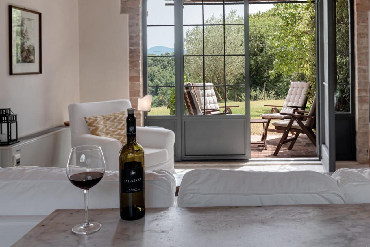 Podere Ferranino At Ville Ferrano ซาน จิโอวานนิ ดิอาซโซ ภายนอก รูปภาพ