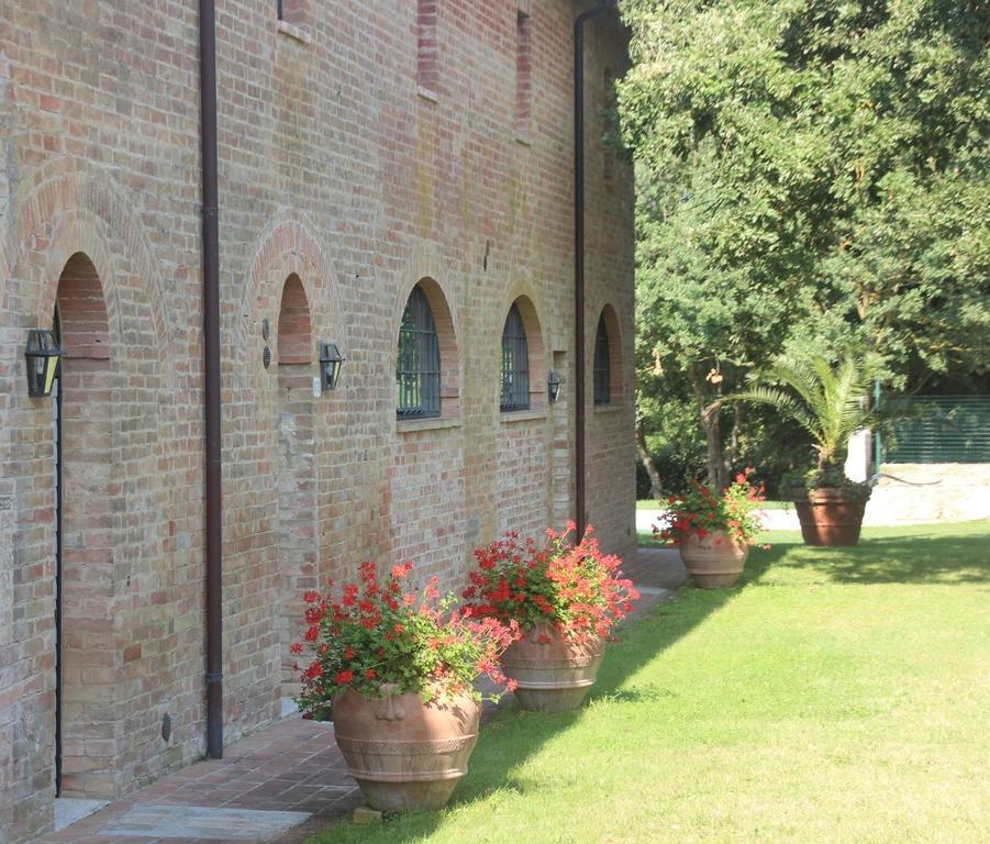 Podere Ferranino At Ville Ferrano ซาน จิโอวานนิ ดิอาซโซ ภายนอก รูปภาพ